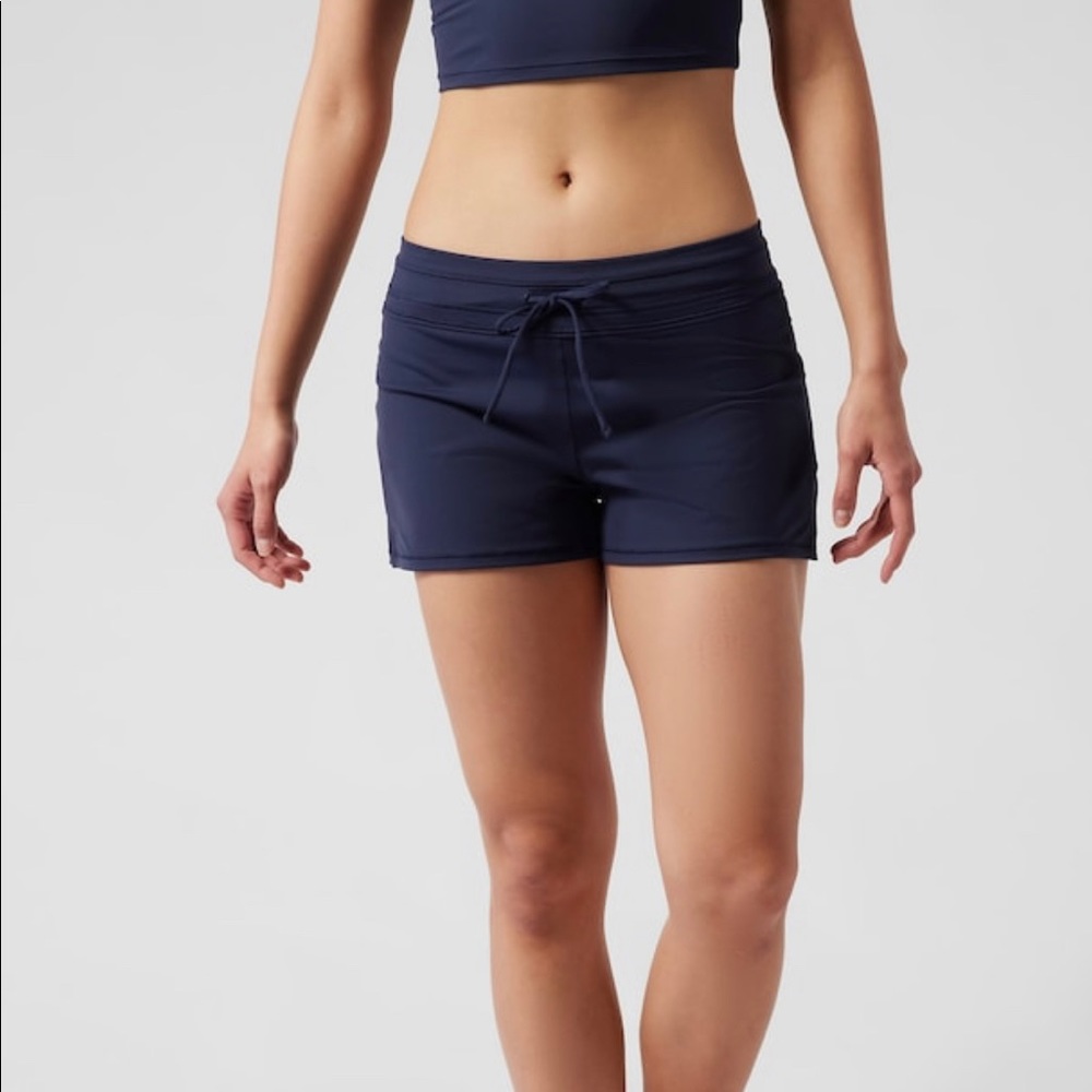 NWT Athleta Lahaina Swim Short. Large. Dress Blue